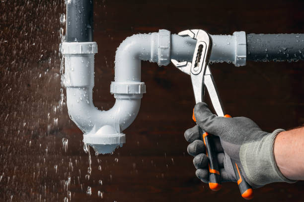 Professional Leak Detection technician working in Clayton, NY